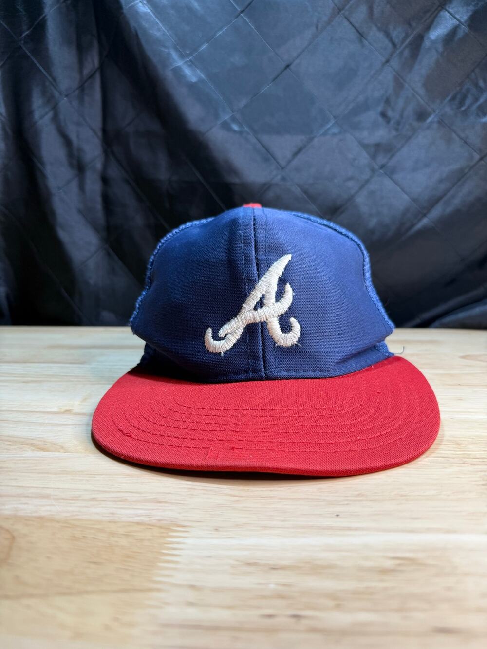 Vintage Atlanta Braves MLB SnapBack Trucker Hat EmbroideredSz M/L